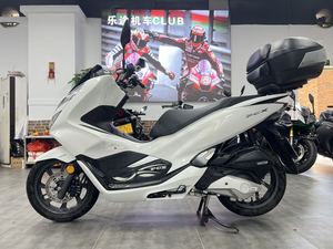 二手五羊本田PCX