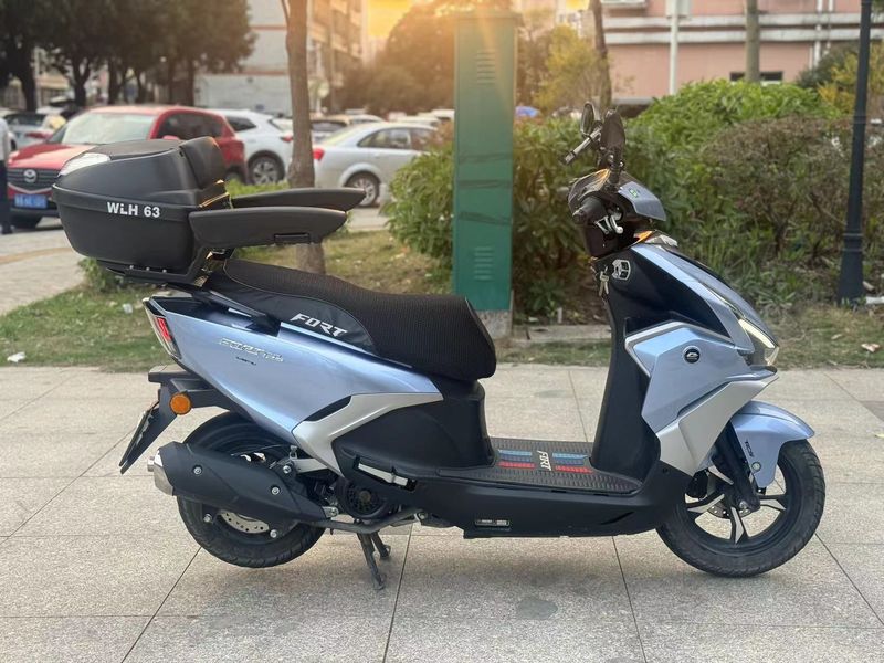 二手QJMOTOR鸿125