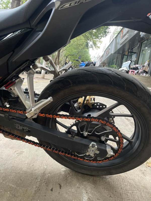 二手五羊本田CB190R 暴锋眼