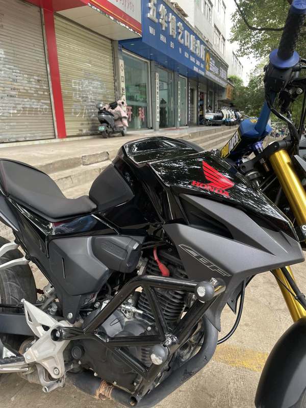 二手五羊本田CB190R 暴锋眼