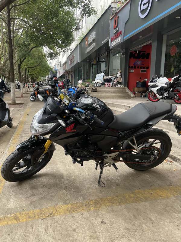 二手五羊本田CB190R 暴锋眼