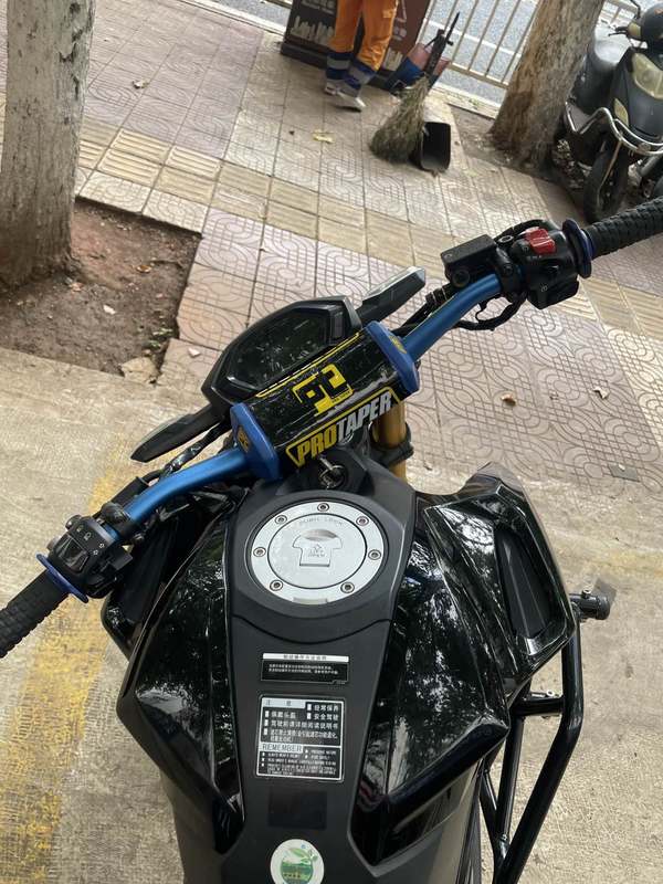 二手五羊本田CB190R 暴锋眼