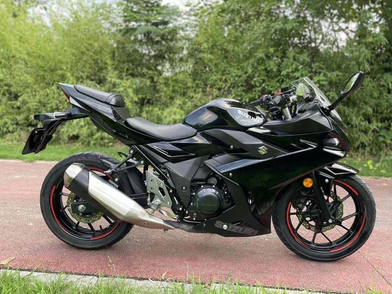二手豪爵铃木GSX250R