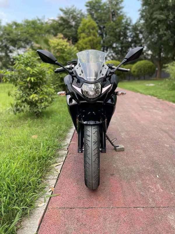 二手豪爵铃木GSX250R