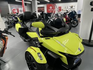 二手庞巴迪Spyder RT