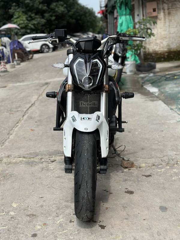 二手贝纳利蓝宝龙 BN302S