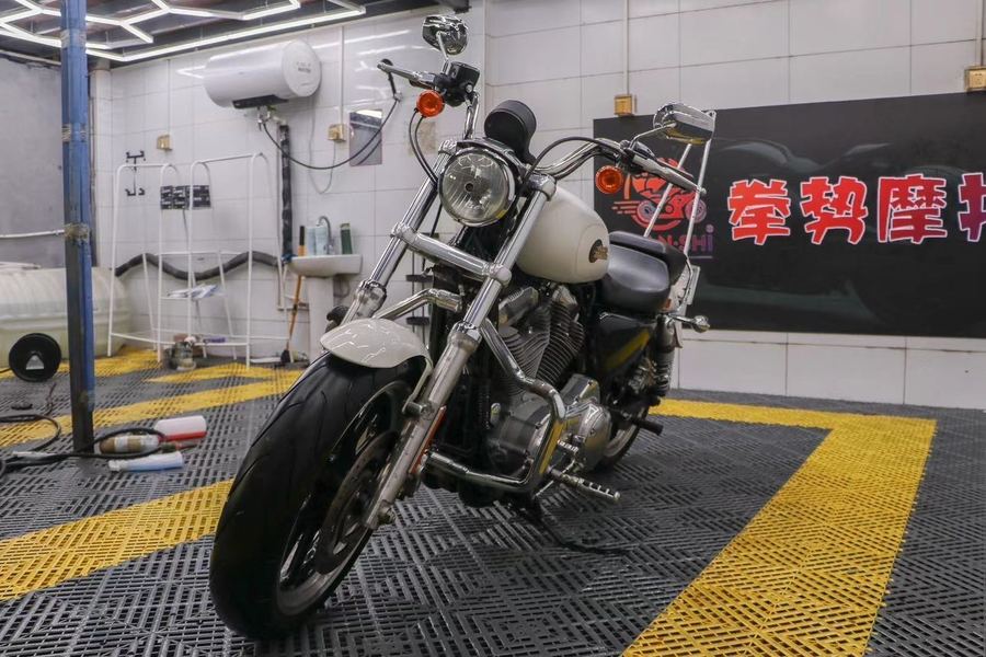 二手哈雷戴维森883L SuperLow