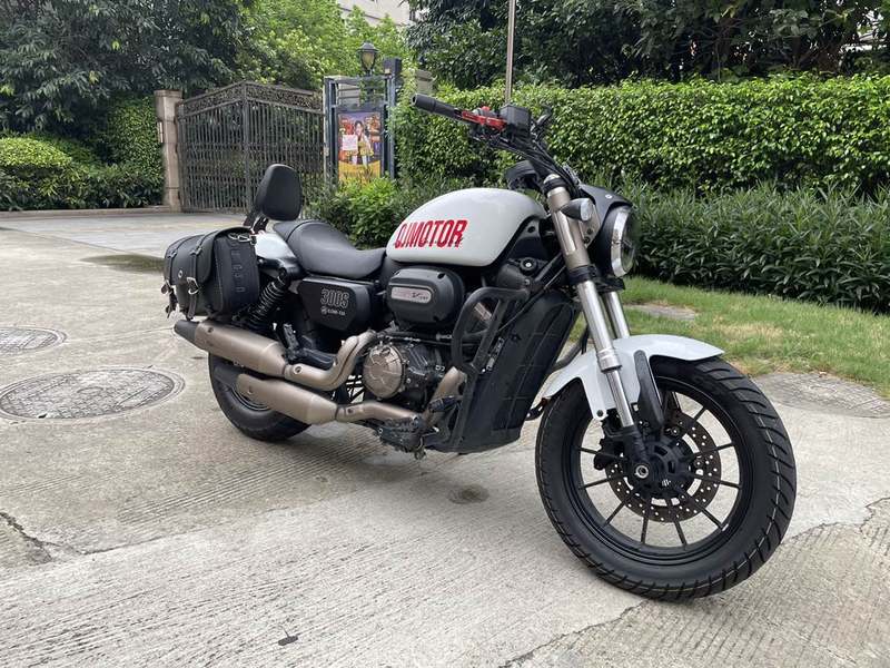 二手QJMOTOR闪300