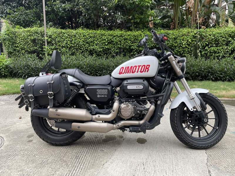 二手QJMOTOR闪300