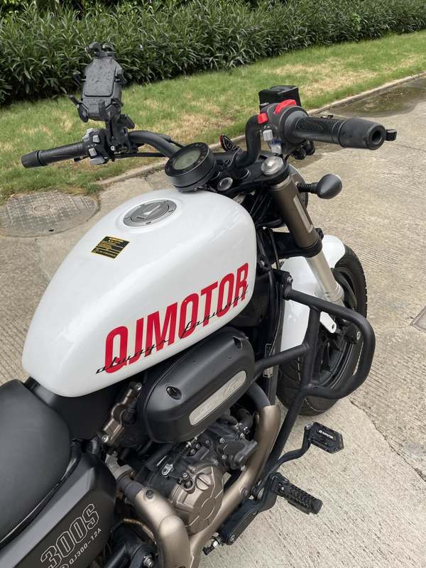二手QJMOTOR闪300