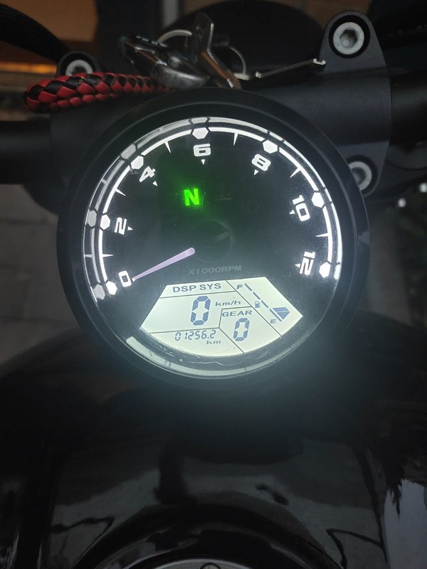 二手庄威V400