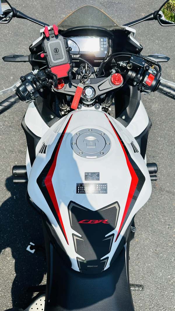 二手本田CBR400R