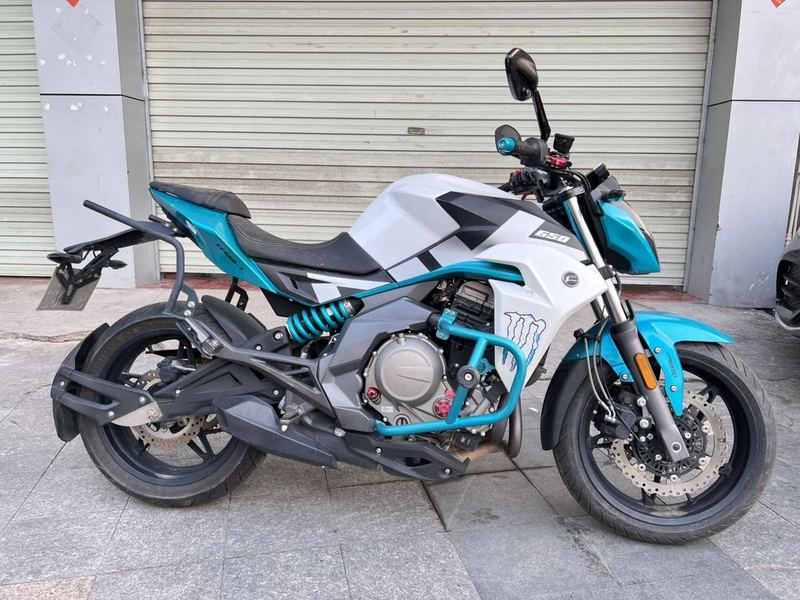 二手春风650NK