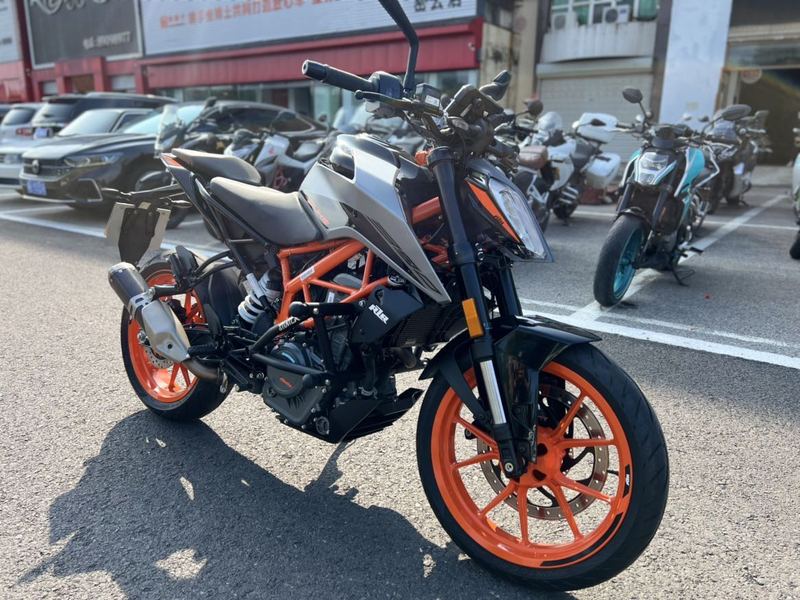 二手KTMR2R390 Duke
