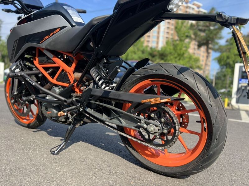 二手KTMR2R390 Duke