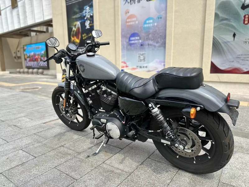 二手哈雷戴维森Iron883 硬汉