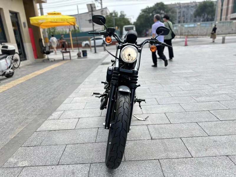 二手哈雷戴维森Iron883 硬汉