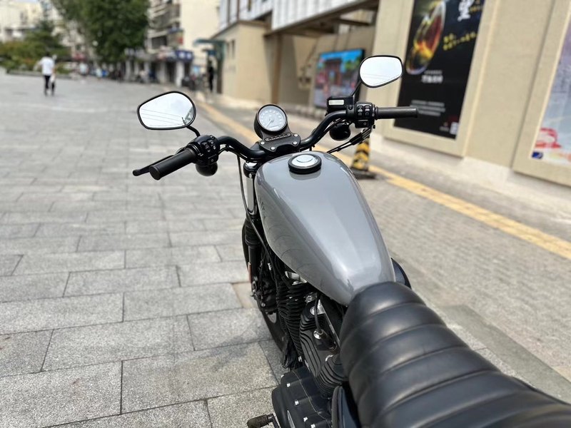 二手哈雷戴维森Iron883 硬汉