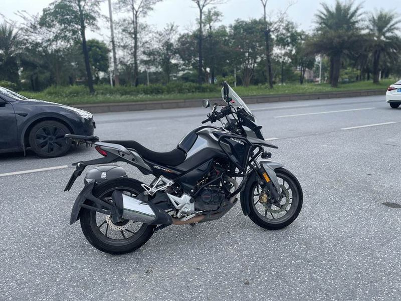 二手五羊本田猛鸷 CB190X