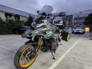 二手贝纳利金鹏 TRK502