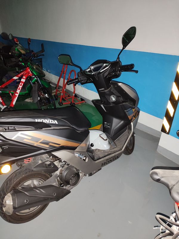二手五羊本田NX125