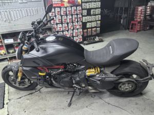 二手杜卡迪Diavel 