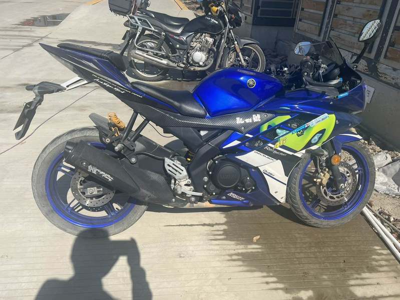 二手雅马哈YZF-R15
