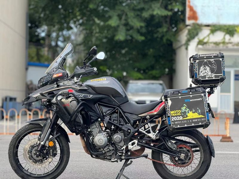 二手贝纳利金鹏 TRK502