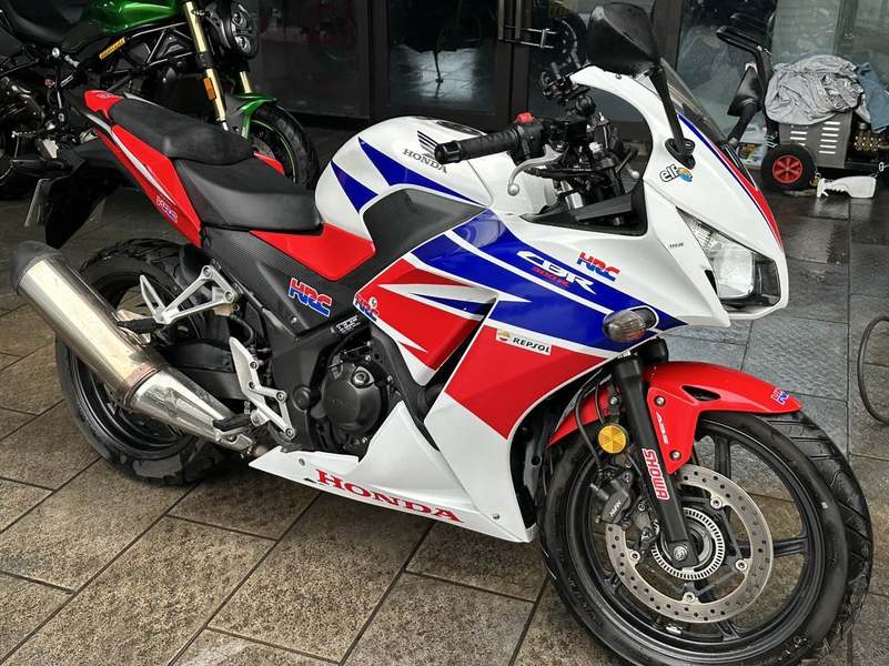 二手本田CBR300R