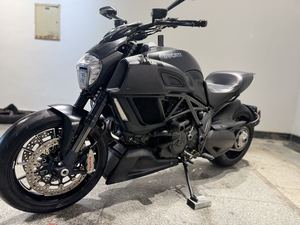 二手杜卡迪Diavel 