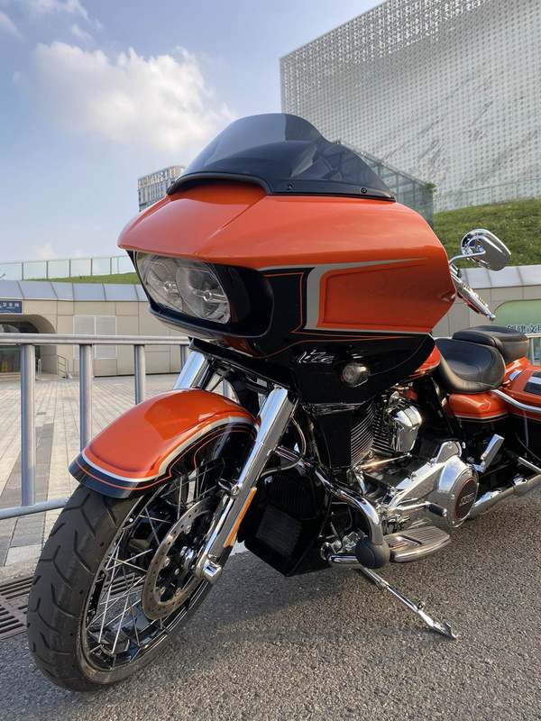 二手哈雷戴维森公路滑翔 Road Glide