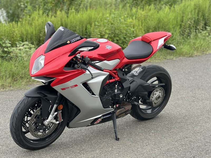 二手奥古斯塔F3 800