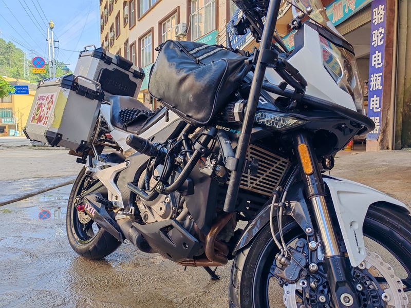 二手春风650MT