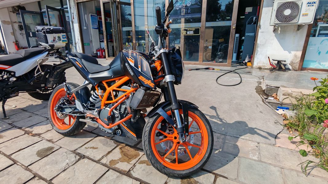 二手KTMR2R390 Duke