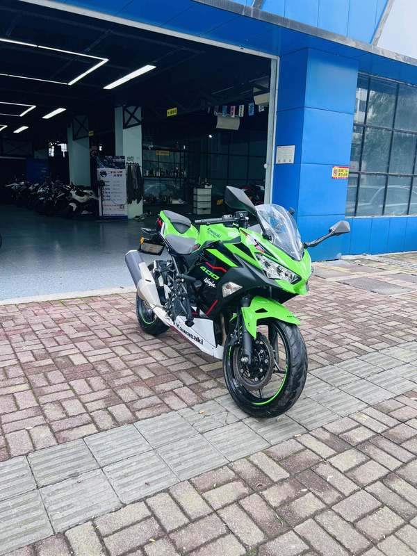 二手川崎Ninja 400