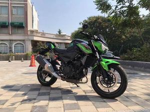 二手川崎Z400