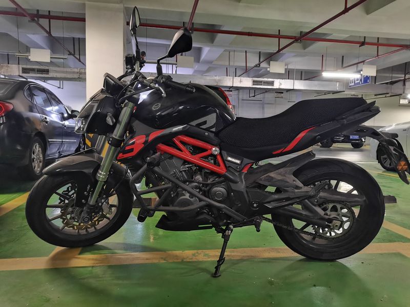 二手贝纳利蓝宝龙 BN302S