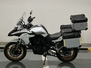 二手贝纳利金鹏 TRK502