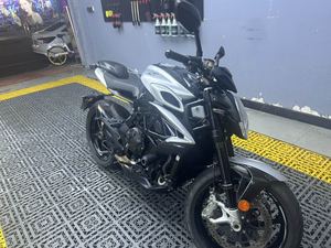 二手奥古斯塔Brutale 800