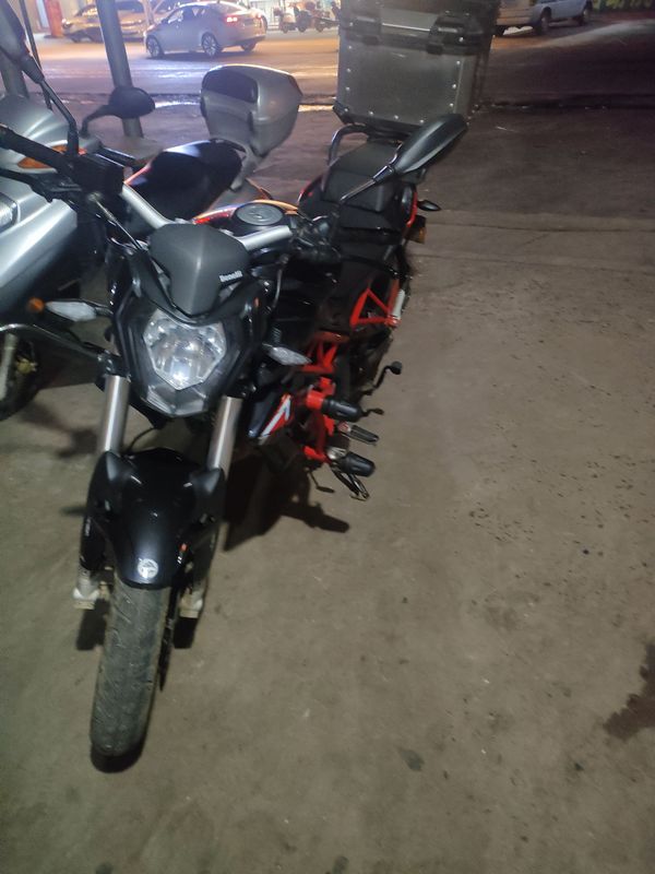 二手贝纳利红宝龙 TNT150i