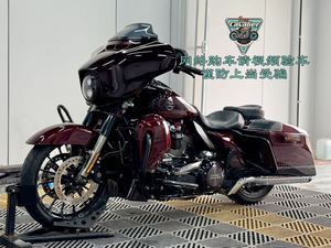 二手哈雷戴维森大道滑翔 Street Glide