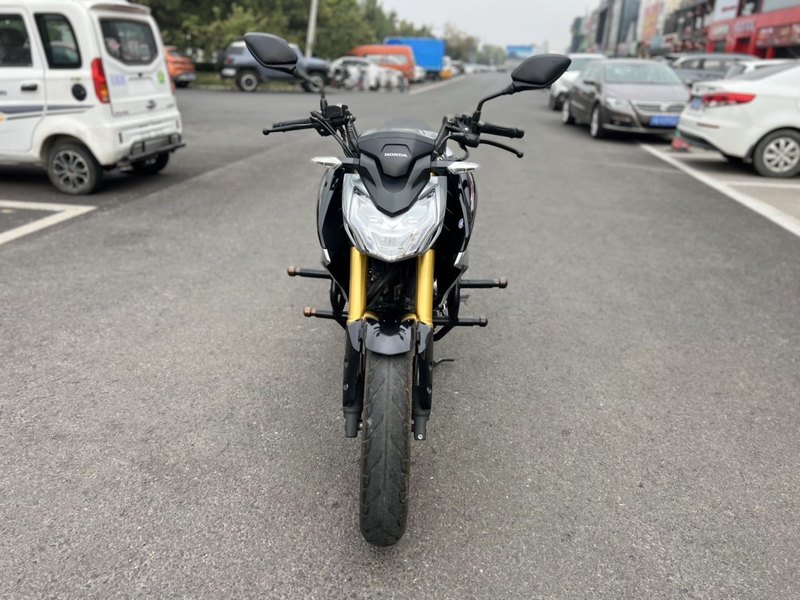 二手五羊本田CB190R 暴锋眼