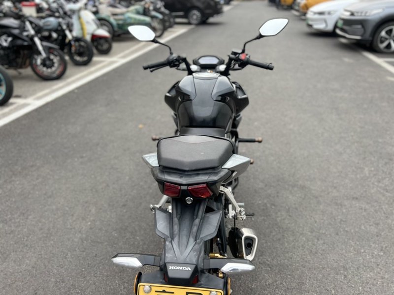 二手五羊本田CB190R 暴锋眼