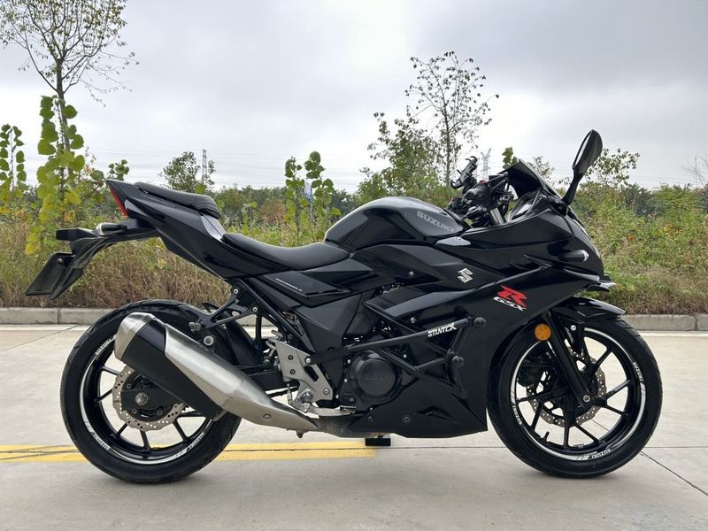 二手豪爵铃木GSX250R