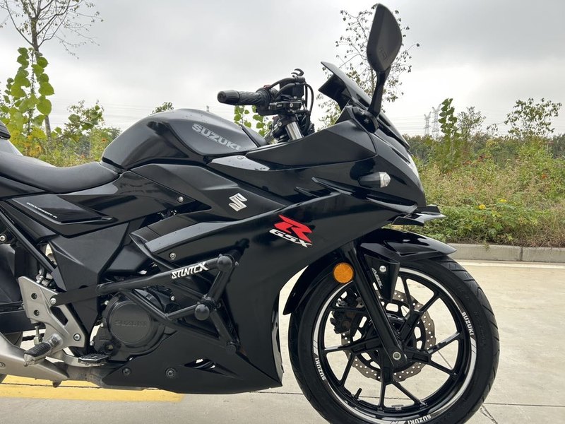 二手豪爵铃木GSX250R