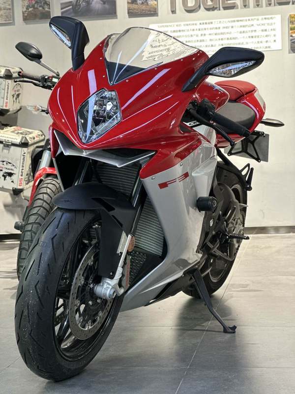 二手奥古斯塔F3 800