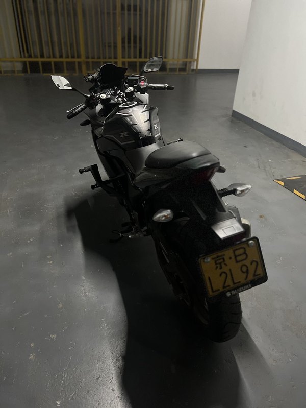 二手豪爵铃木GSX250R