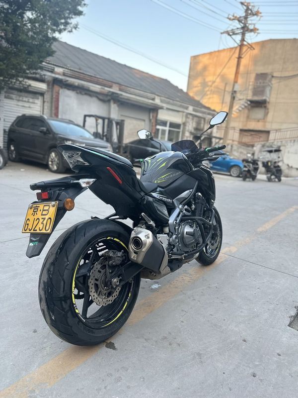 二手川崎Z900
