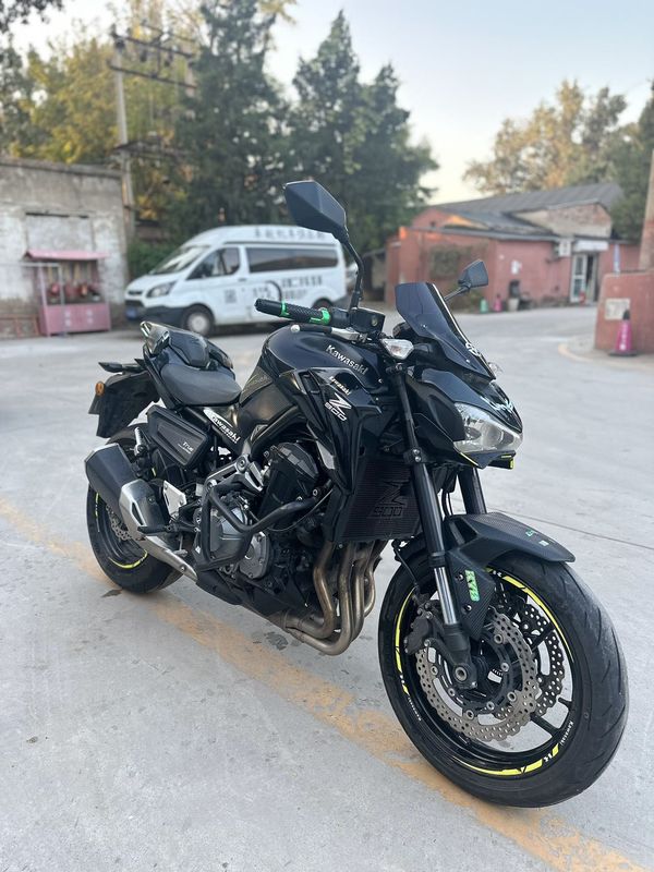 二手川崎Z900