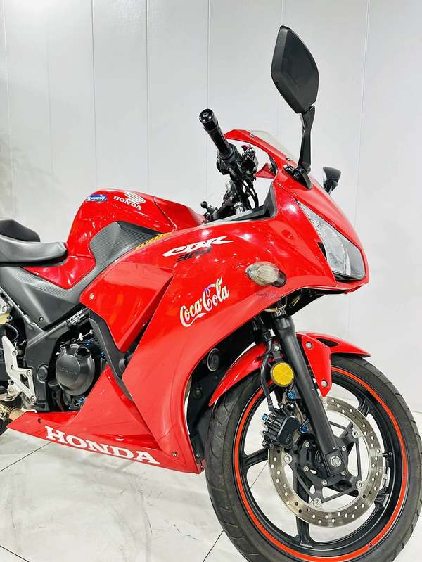 二手新大洲本田CBR300R
